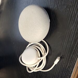Google Home Mini